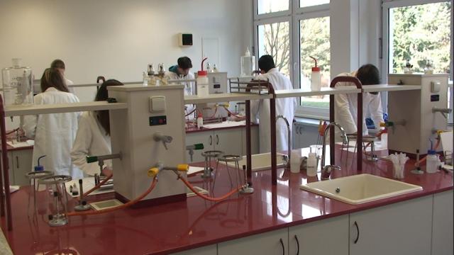 Nové laboratoře Gymnázia Strakonice